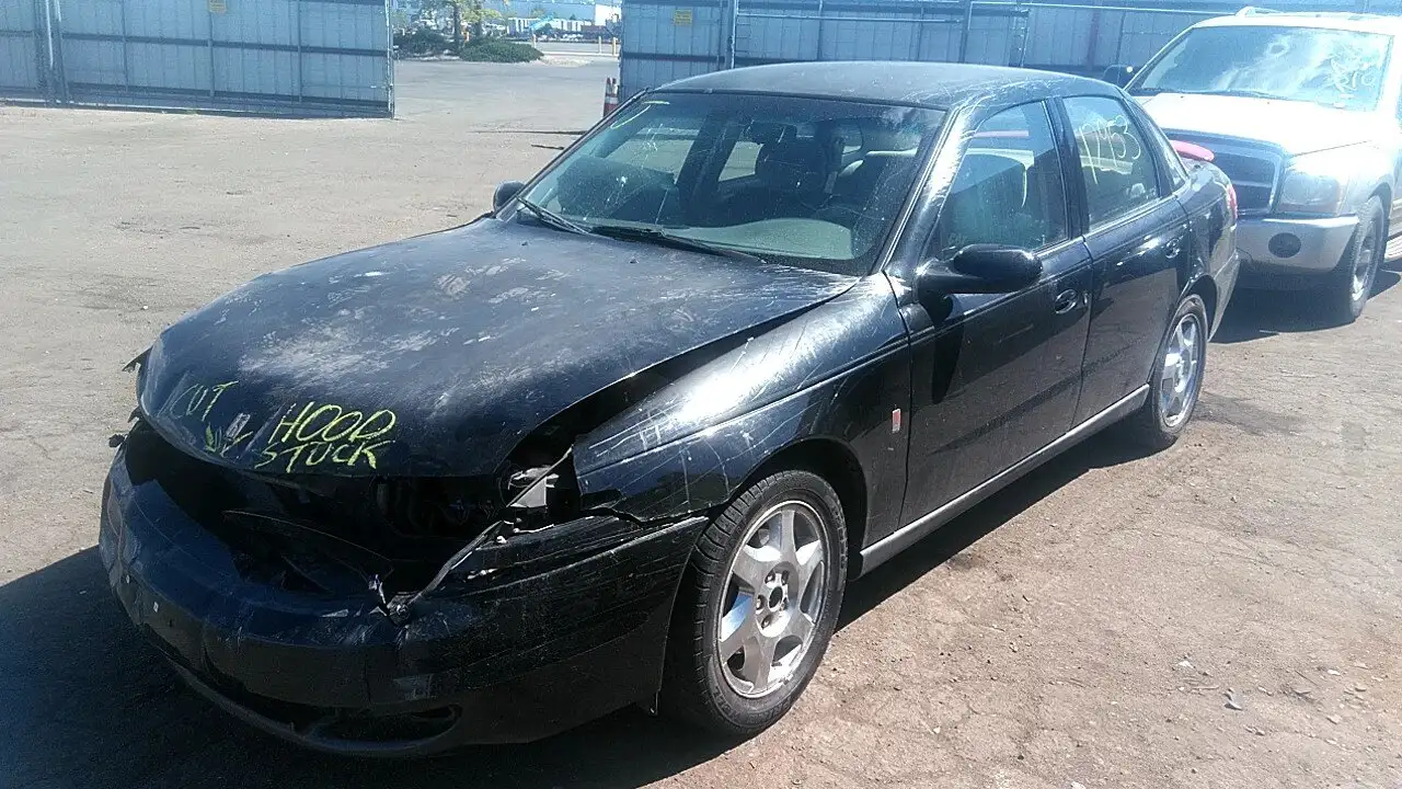 Photo of 2002 Saturn L300