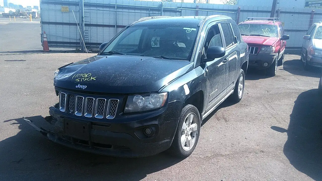 Photo of 2014 Jeep Compass