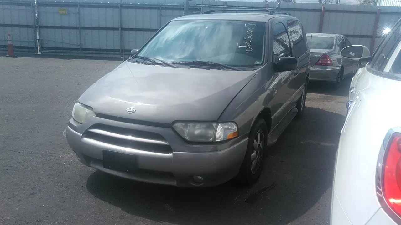 Photo of 2001 Nissan Quest