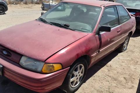 Photo of 1996 Ford Escort