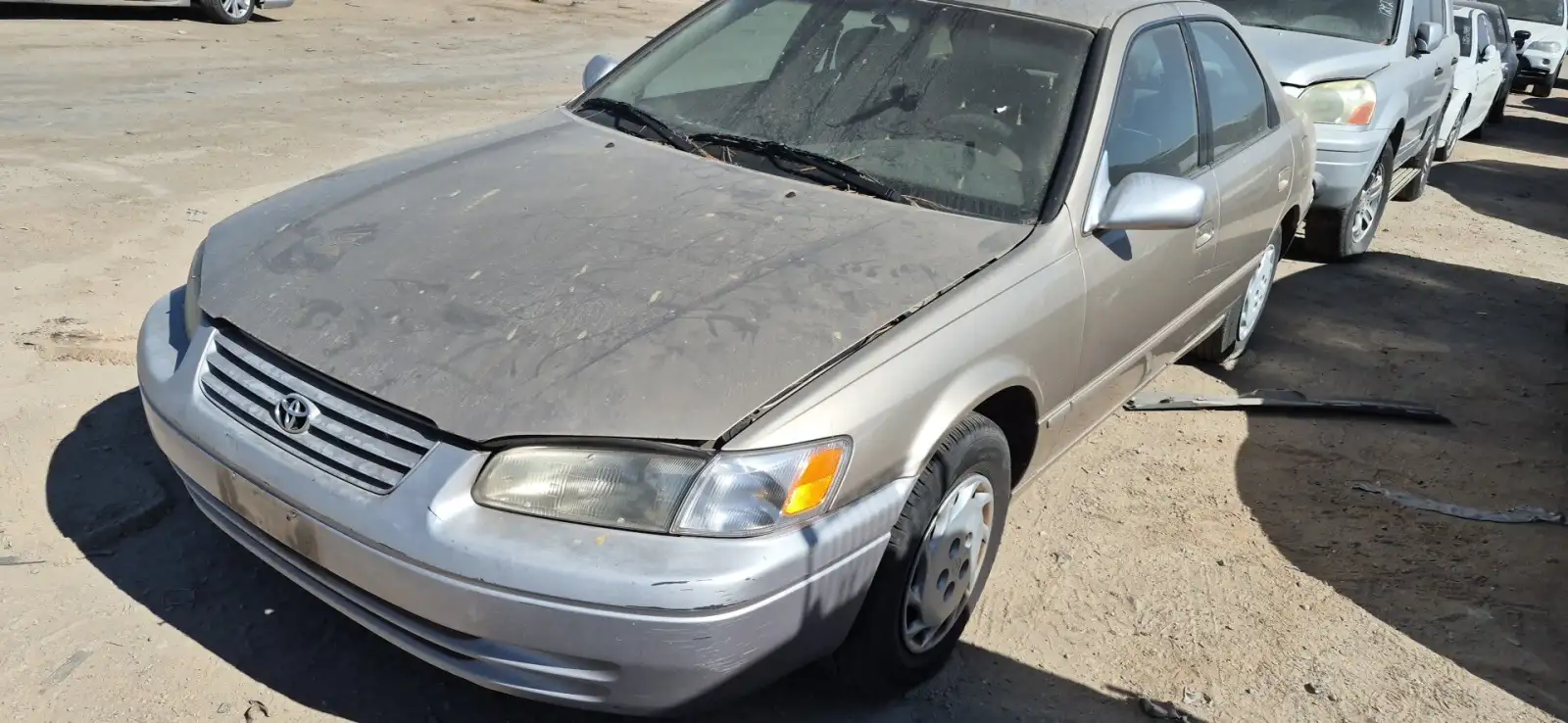 Photo of 1999 Toyota Camry