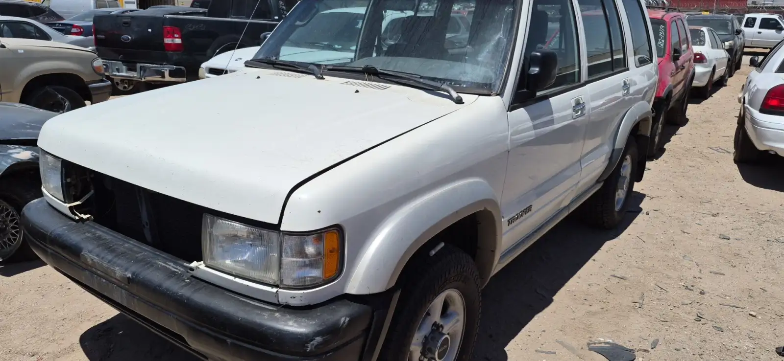 Photo of 1997 Isuzu Trooper