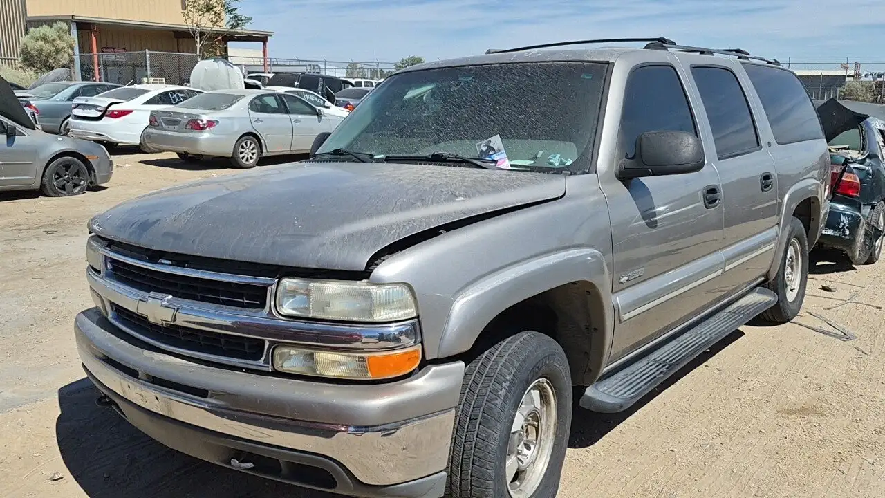 Photo of 2000 Chevrolet Suburban 1500