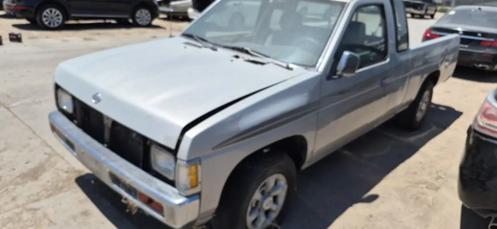 Photo of 1997 Nissan Pickup
