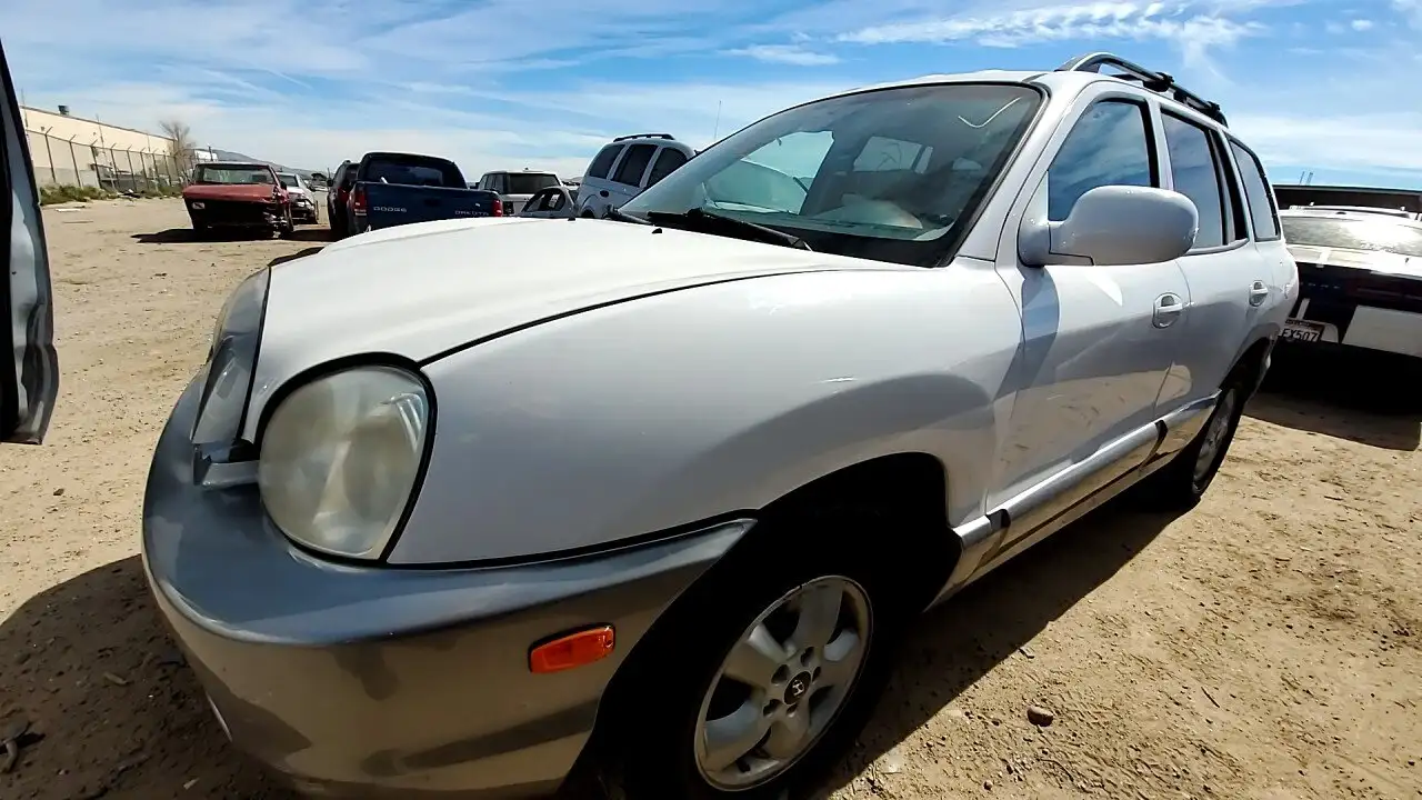 Photo of 2005 Hyundai Santa Fe