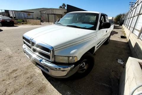 Photo of 2000 Dodge Ram 1500
