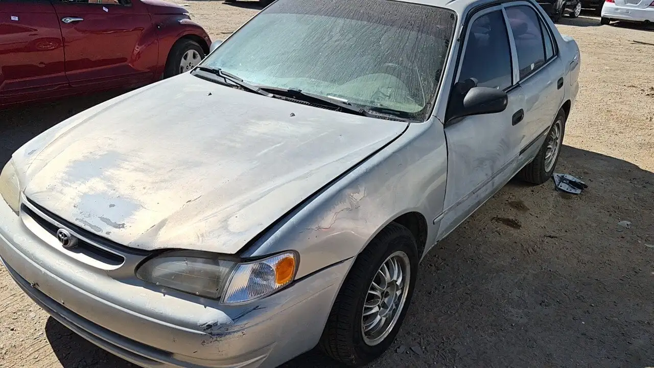 Photo of 2000 Toyota Corolla