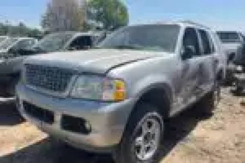 Photo of 2005 Ford Explorer