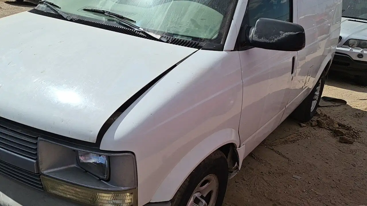 Photo of 2005 Chevrolet Astro