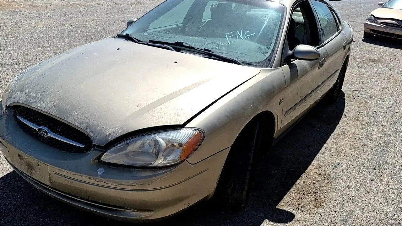 Photo of 2000 Ford Taurus