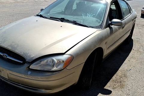 Photo of 2000 Ford Taurus
