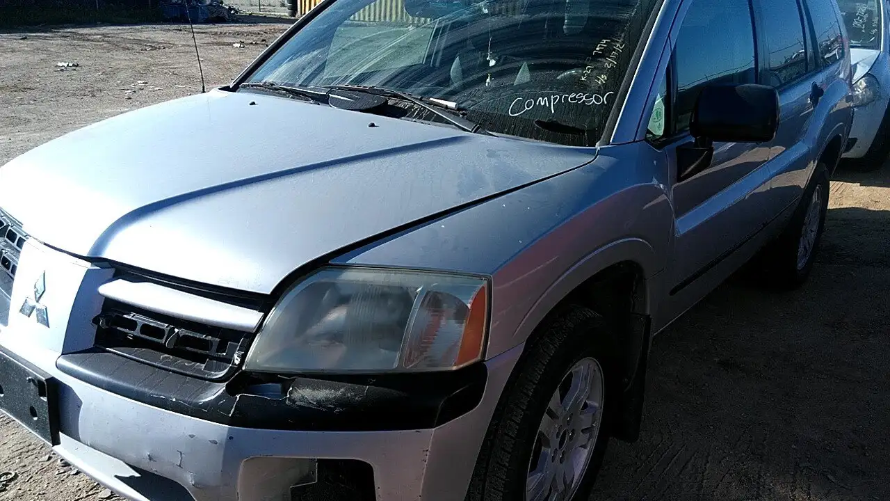 Photo of 2005 Mitsubishi Endeavor