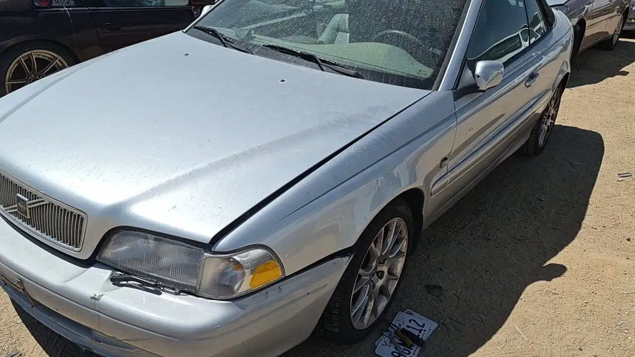 Photo of 2004 Volvo C70