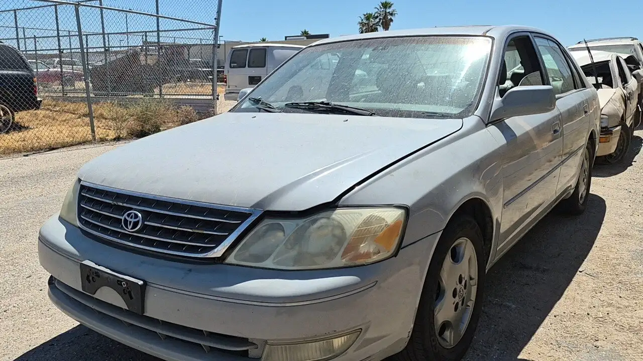 Photo of 2003 Toyota Avalon