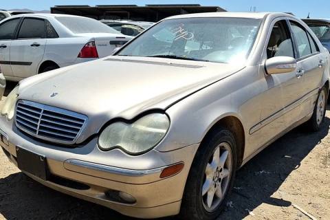Photo of 2002 Mercedes-Benz C240