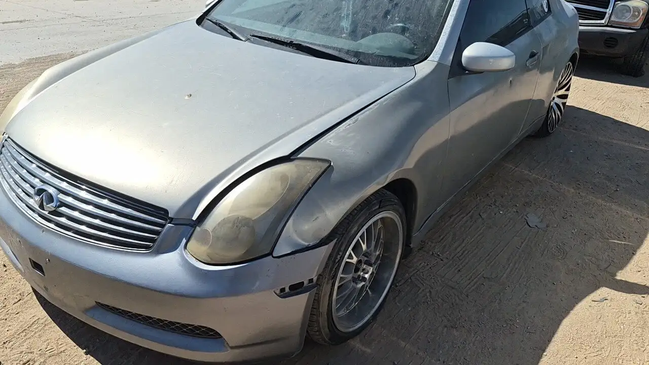 Photo of 2004 Infiniti G35