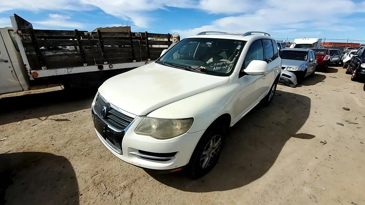 Photo of 2008 Volkswagen Touareg