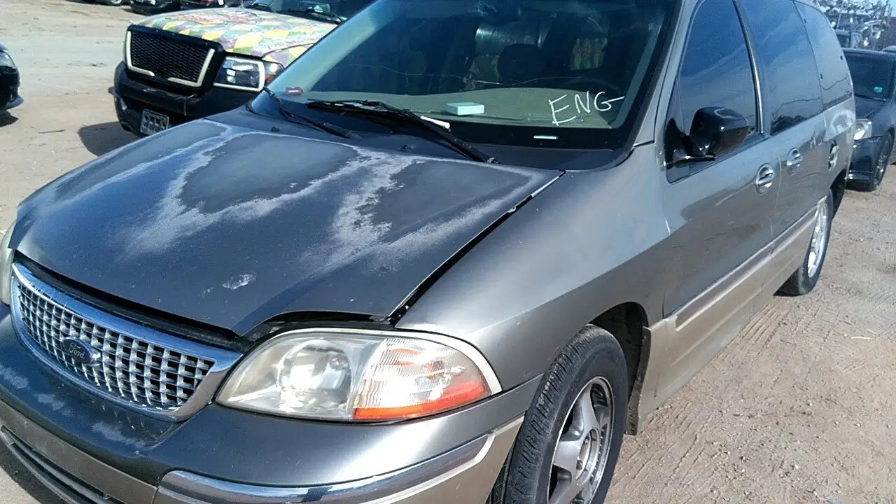 Photo of 2000 Ford Windstar