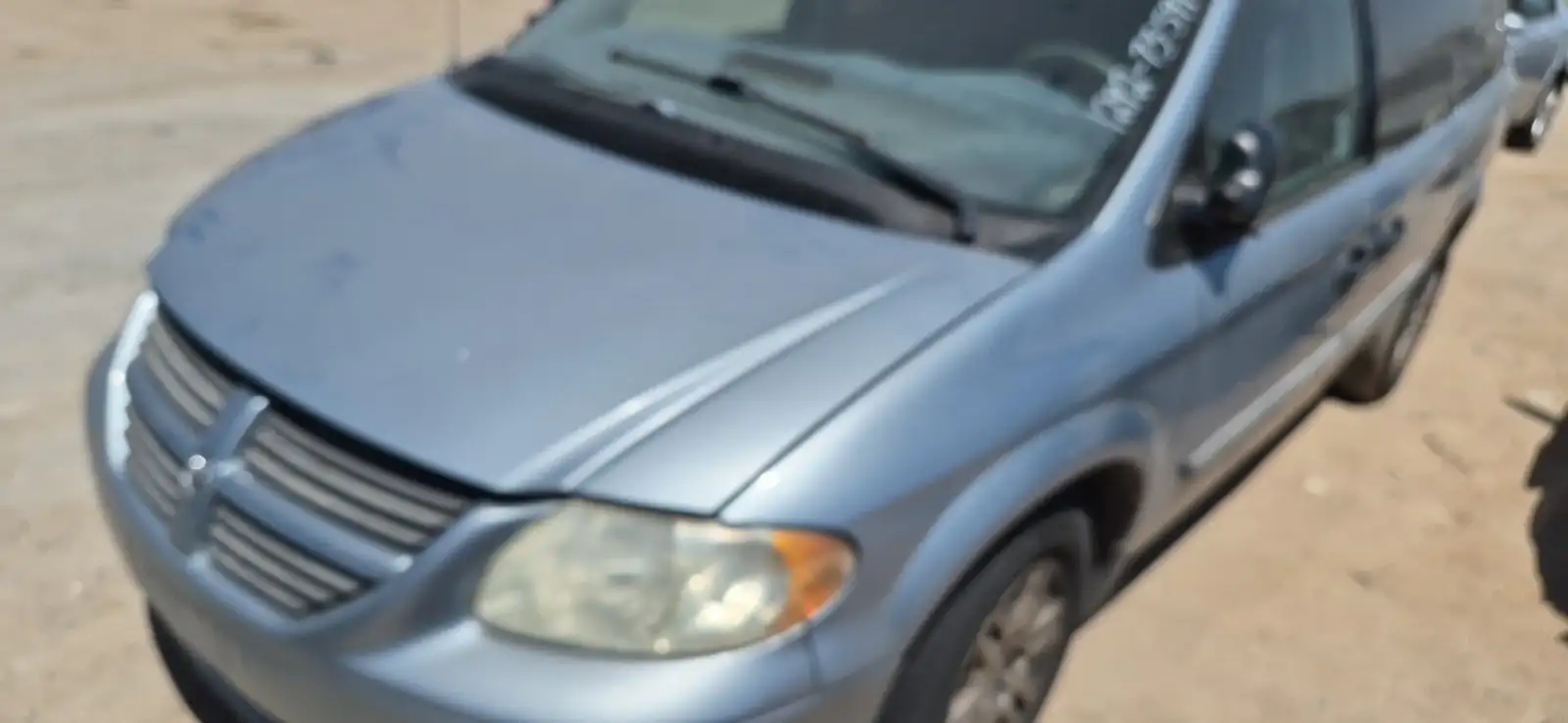 Photo of 2005 Dodge Grand Caravan
