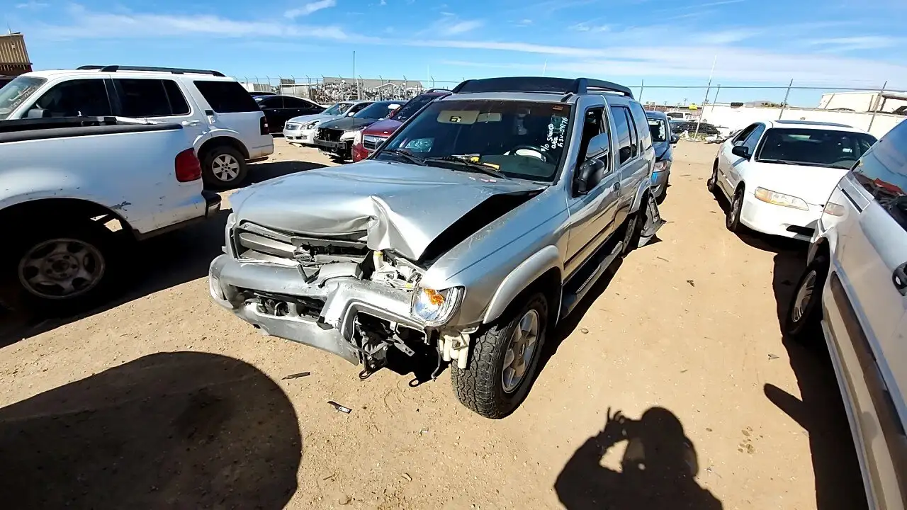 Photo of 2002 Nissan Pathfinder