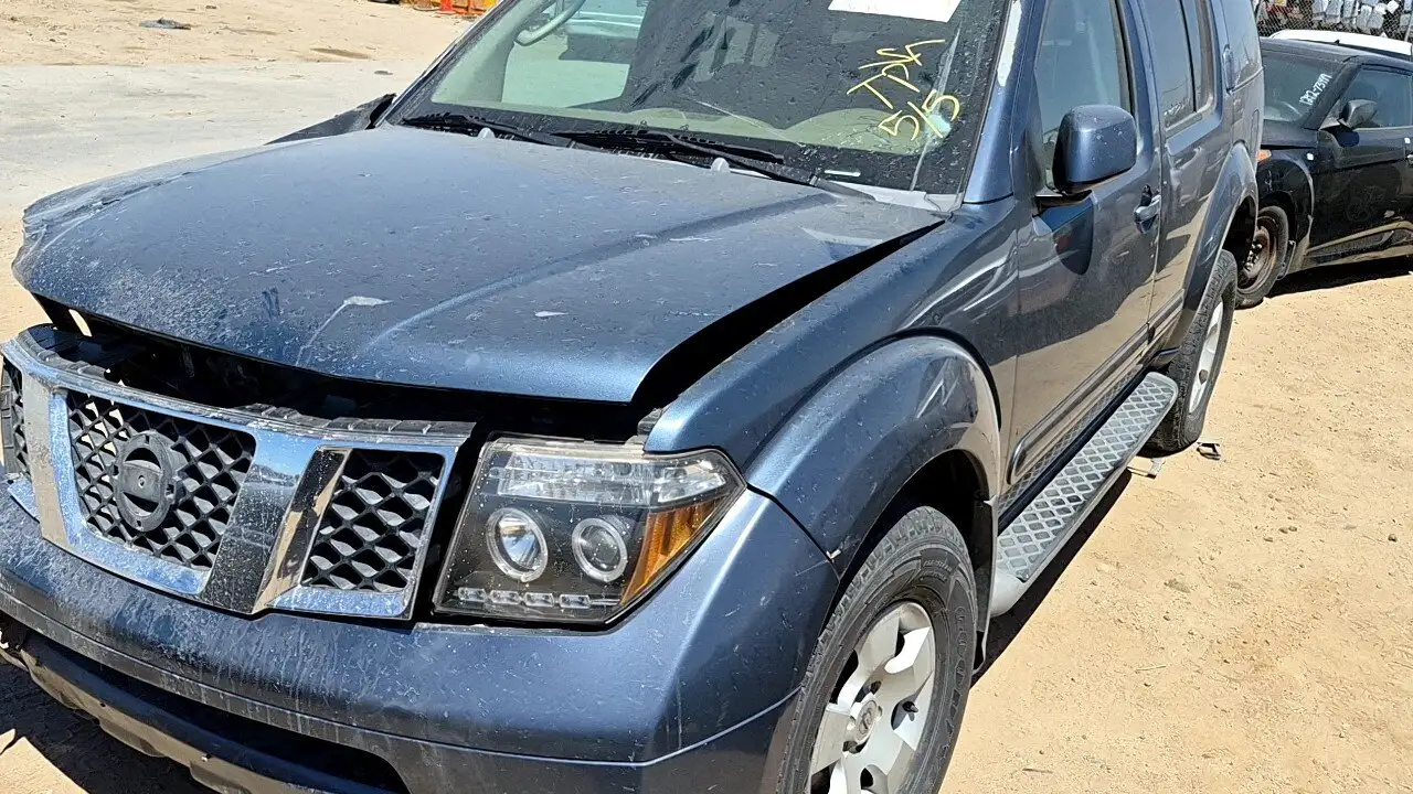 Photo of 2006 Nissan Pathfinder