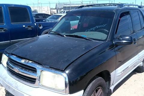 Photo of 2002 Chevrolet Tracker