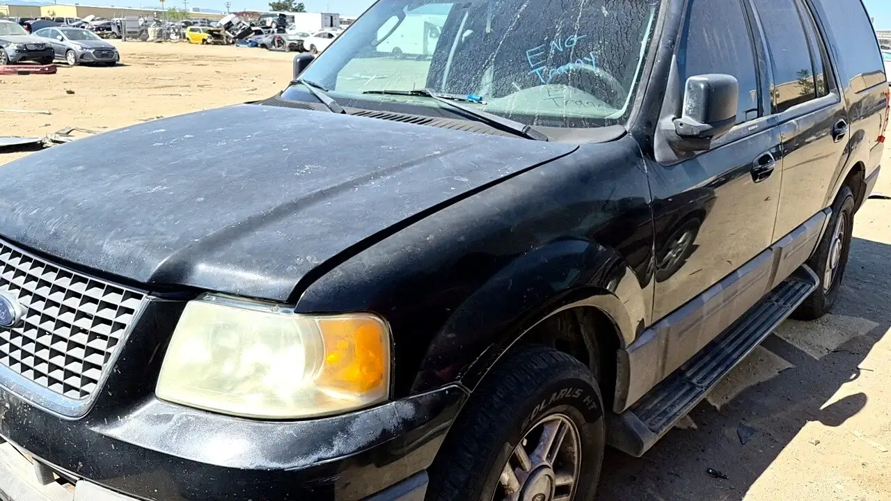 Photo of 2004 Ford Expedition