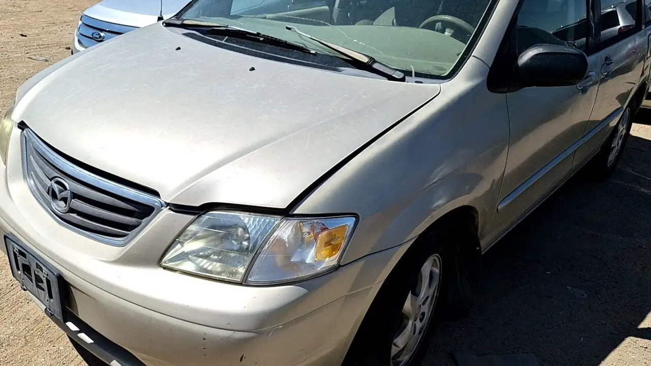 Photo of 2001 Mazda Mpv
