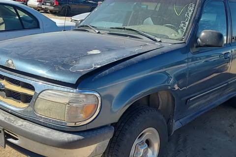 Photo of 1998 Ford Explorer