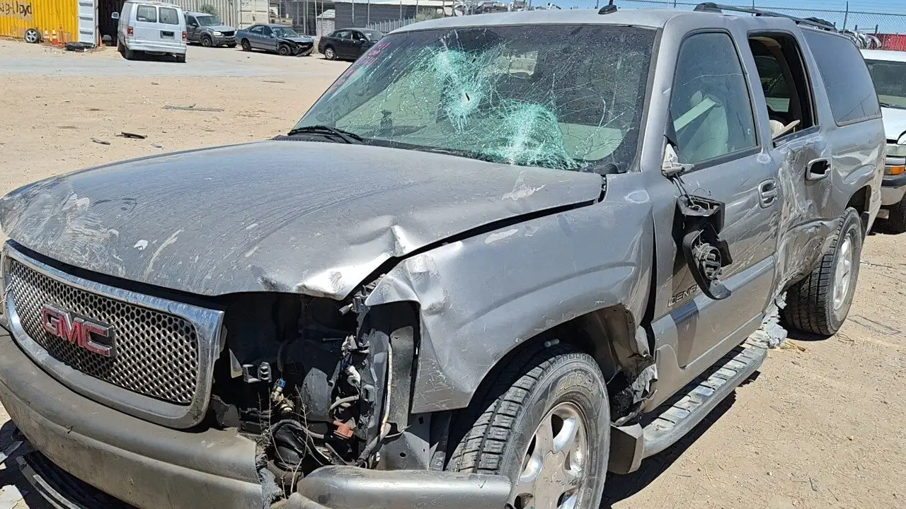 Photo of 2002 Gmc Yukon Xl 1500