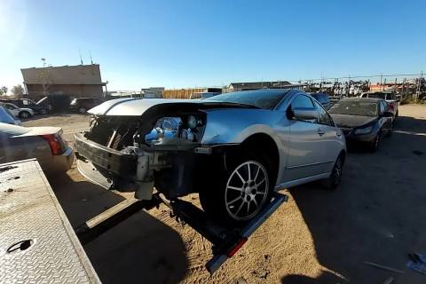 Photo of 2004 Mitsubishi Galant