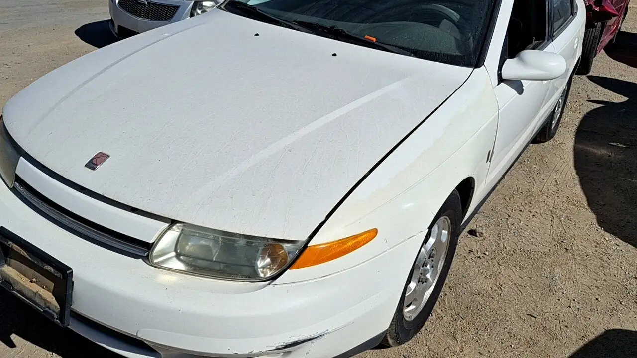 Photo of 2002 Saturn L300