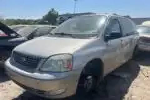 Photo of 2004 Ford Freestar