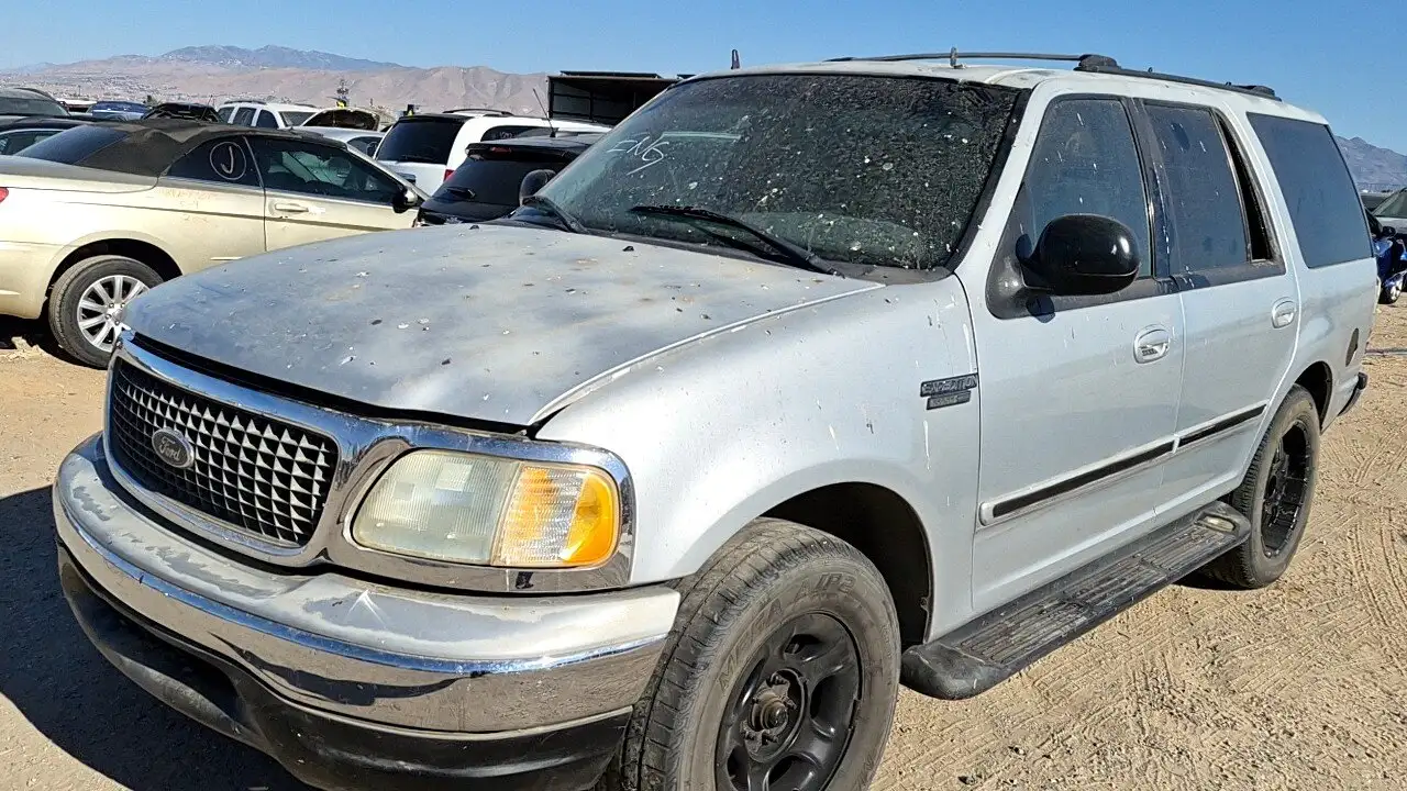 Photo of 2001 Ford Expedition