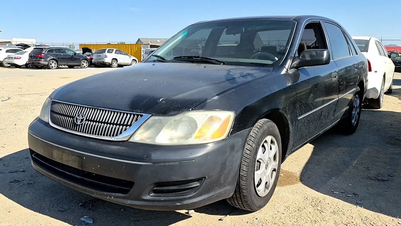 Photo of 2000 Toyota Avalon