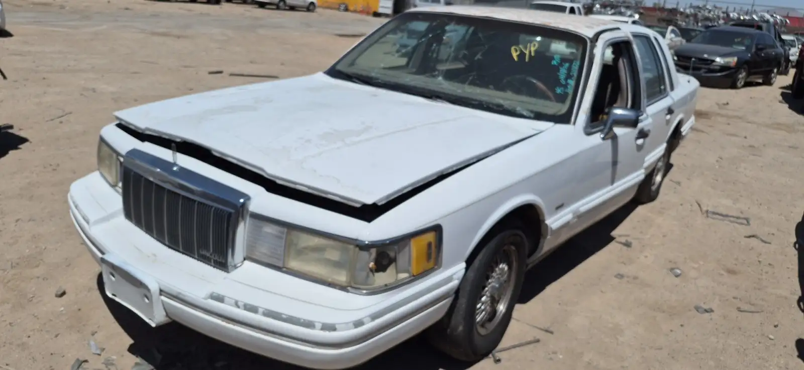 Photo of 1992 Lincoln Town Car