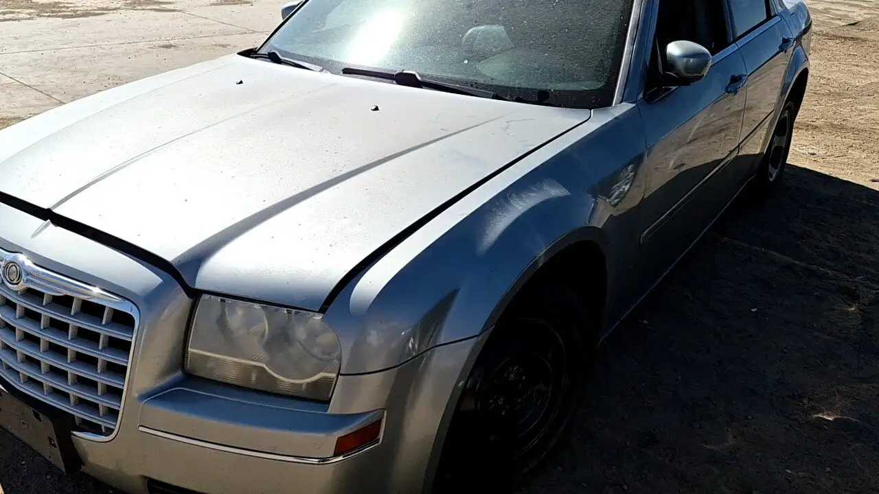 Photo of 2005 Chrysler 300