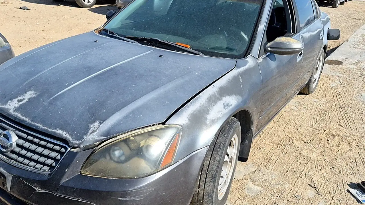 Photo of 2005 Nissan Altima
