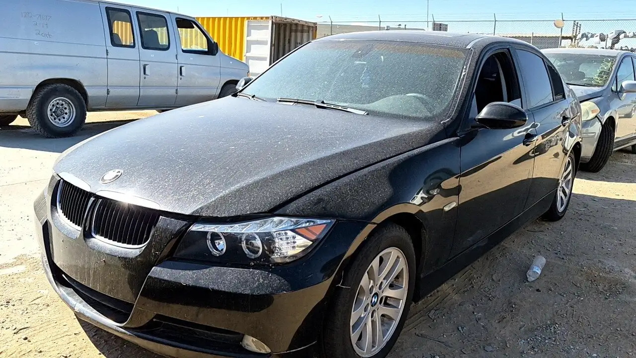 Photo of 2006 Bmw 325I