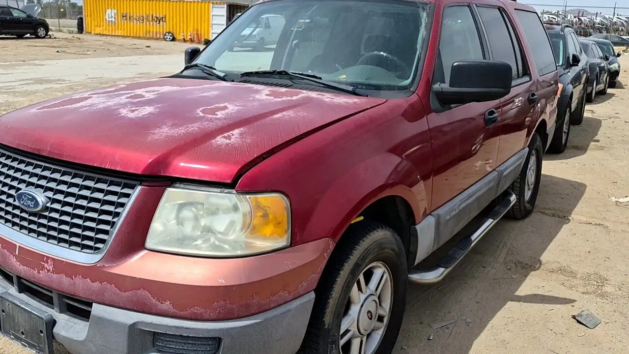 Photo of 2005 Ford Expedition