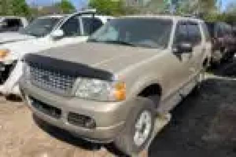 Photo of 2004 Ford Explorer