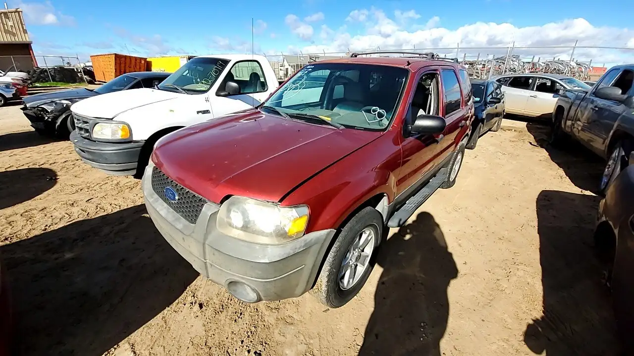 Photo of 2005 Ford Escape