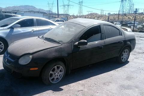 Photo of 2004 Dodge Neon