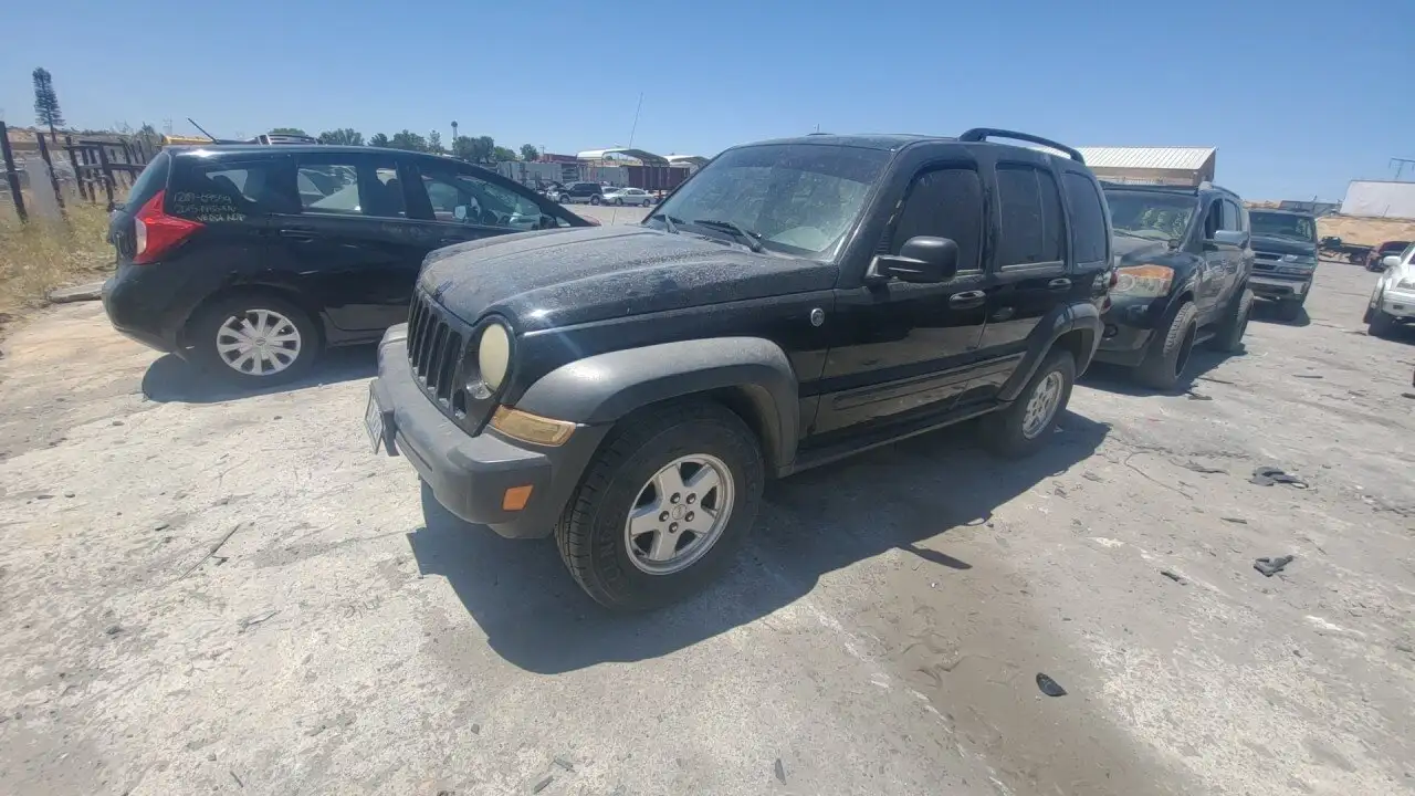 Photo of 2006 Jeep Liberty