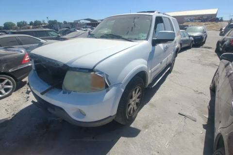 Photo of 2003 Lincoln Navigator