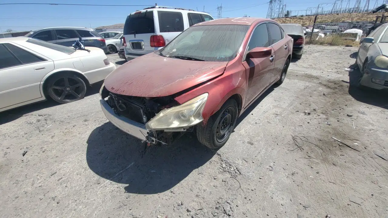 Photo of 2015 Nissan Altima