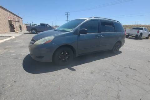 Photo of 2006 Toyota Sienna