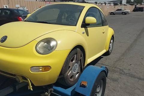 Photo of 2000 Volkswagen Beetle