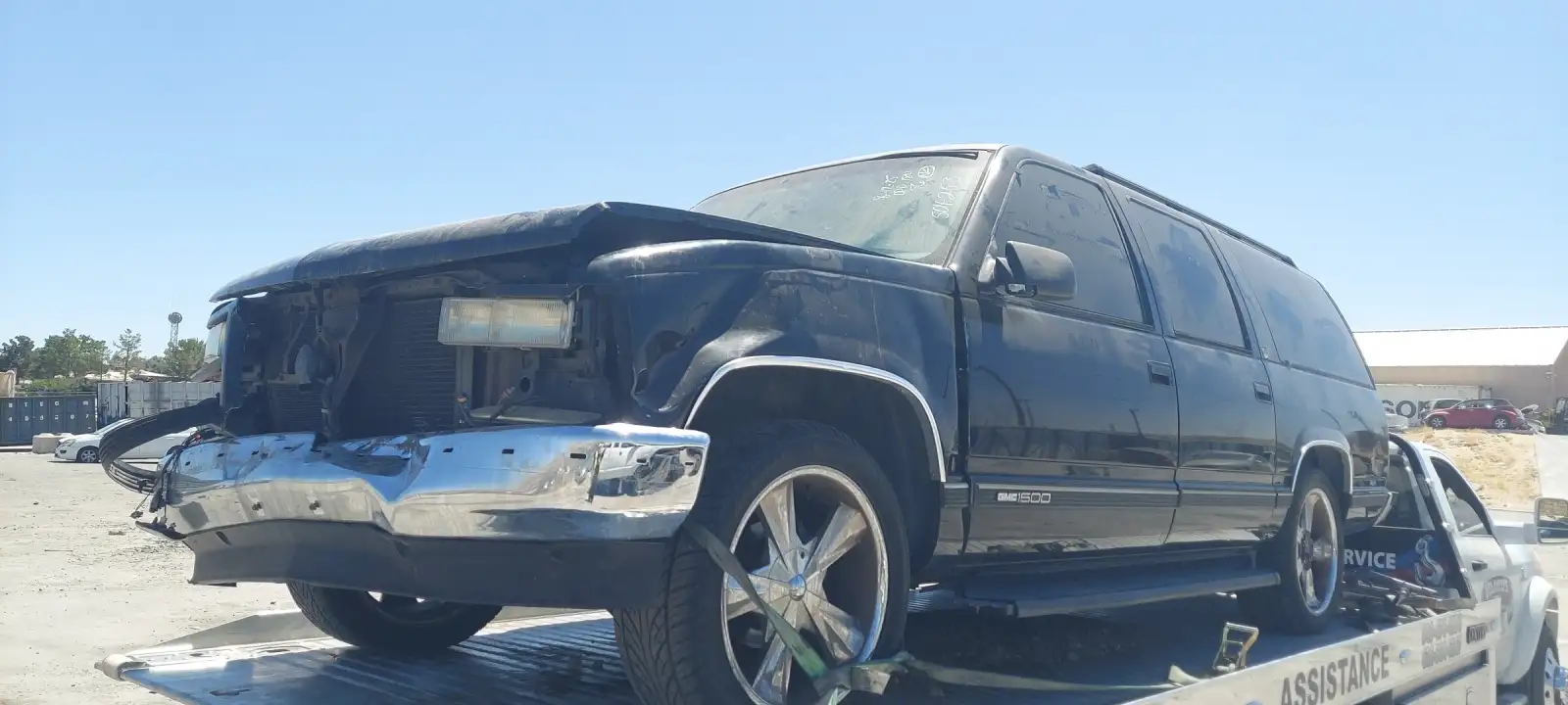 Photo of 1999 Gmc C1500 Suburban