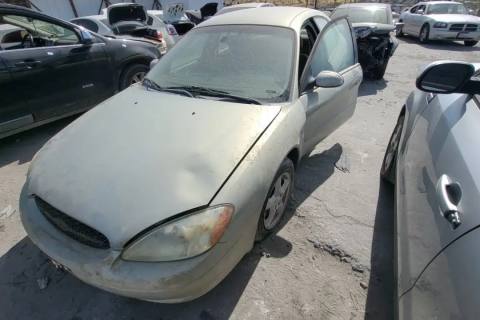 Photo of 2003 Ford Taurus